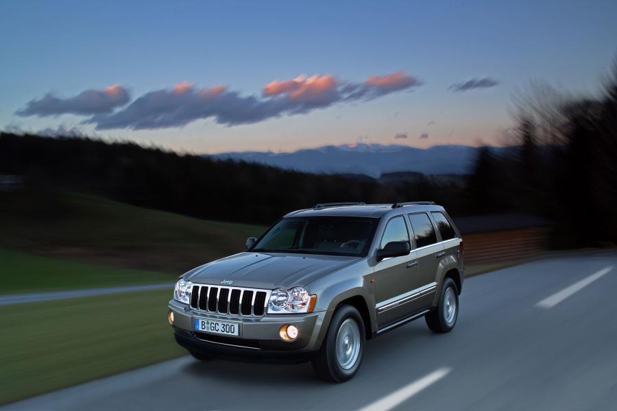  Jeep Grand Cherokee 2005 года  (фото 91 из 133)